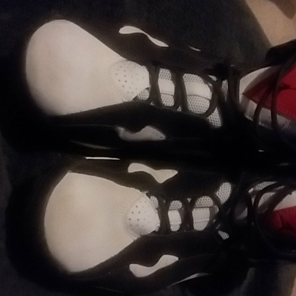 Nike Air JORDAN'S Mens Red/black&white SZ11 - Picture 3 of 8